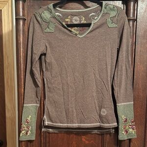 Double D Ranch Play Nice Horseshoe & Roses Embroidered Long Sleeve Henley Top XS